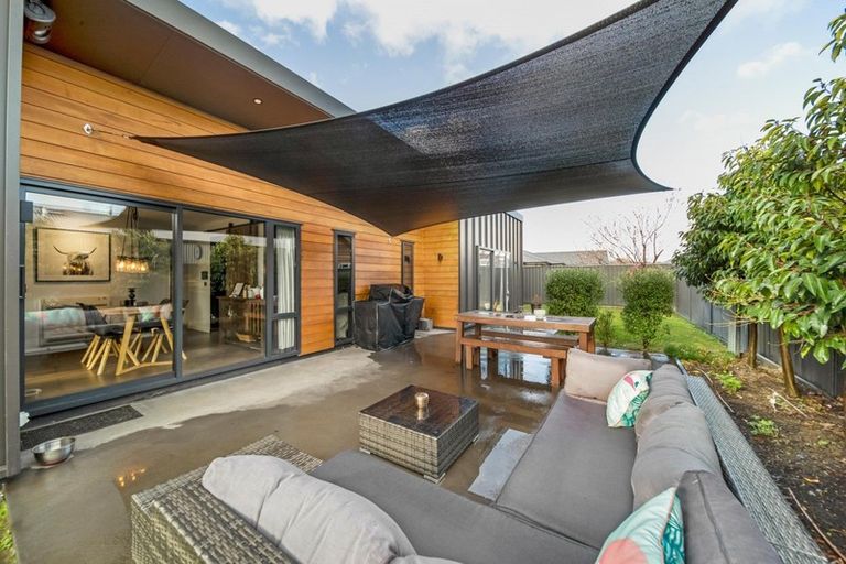 Photo of property in 11 Magnetic Place, Cromwell, 9310