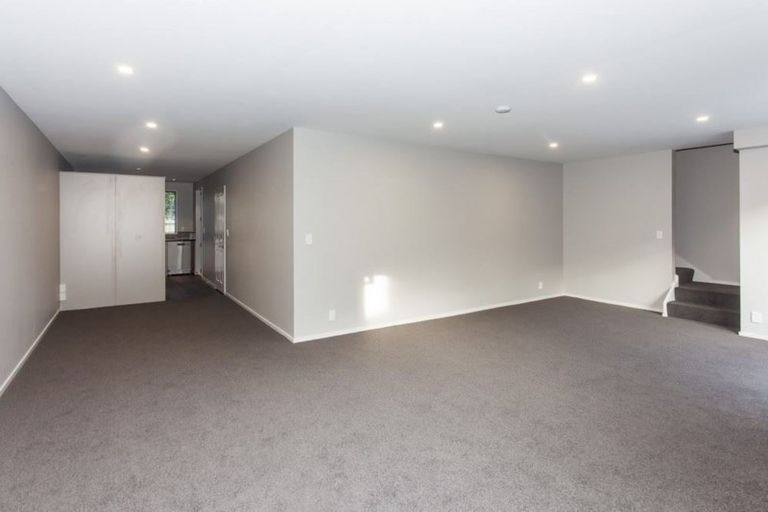 Photo of property in 2/66 Packe Street, Edgeware, Christchurch, 8013