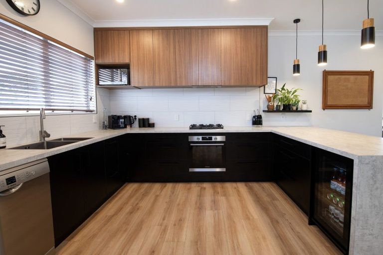 Photo of property in 19 Harpham Street, Taradale, Napier, 4112