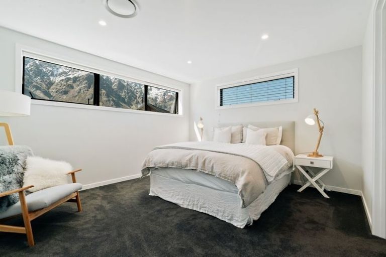 Photo of property in 47a Mcadam Drive, Jacks Point, Queenstown, 9371