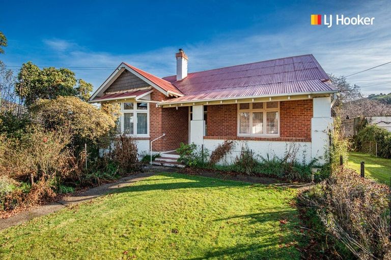 Photo of property in 6 Mountfort Street, Outram, 9019