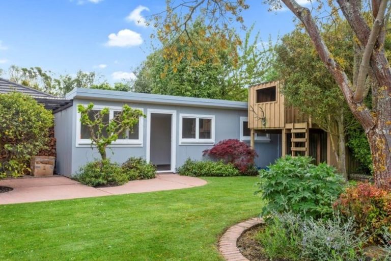 Photo of property in 47 Banks Avenue, Dallington, Christchurch, 8061