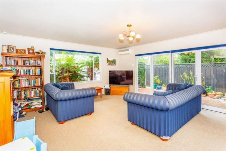 Photo of property in 60 Bevington Street, Avonhead, Christchurch, 8042