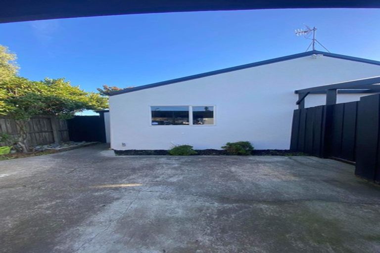 Photo of property in 111a Langdons Road, Papanui, Christchurch, 8053