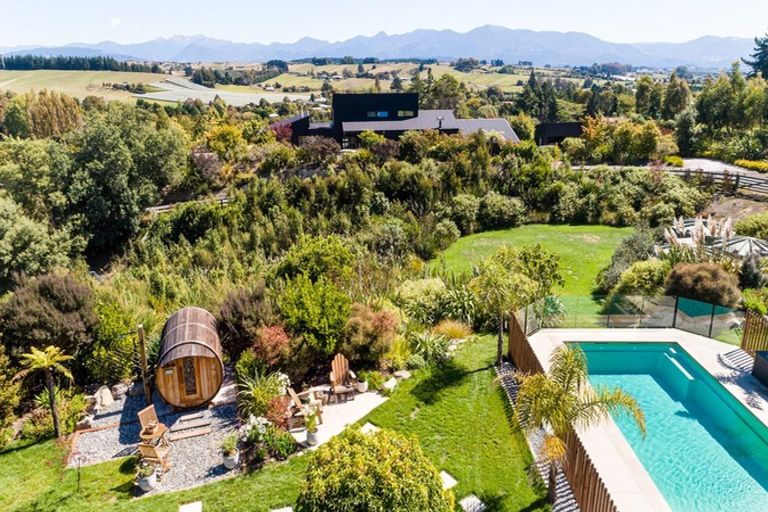 Photo of property in 12c Kina Beach Road, Tasman, Upper Moutere, 7173