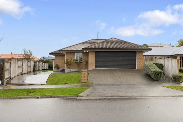 Photo of property in 33 Masefield Terrace, Kelvin Grove, Palmerston North, 4414