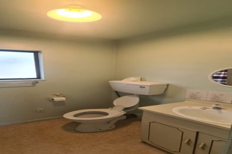 Photo of property in 11 Kirton Crescent, Manurewa, Auckland, 2102