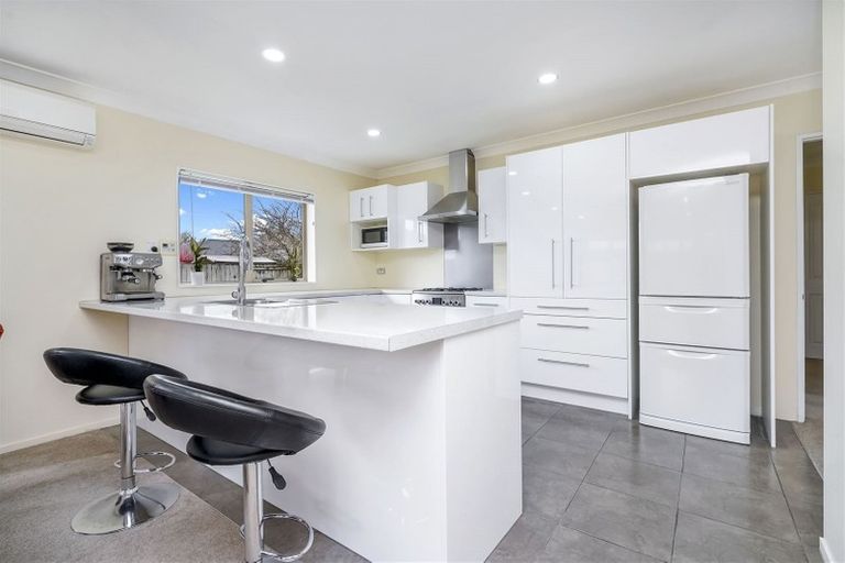 Photo of property in 36 Cate Road, Rototuna North, Hamilton, 3210