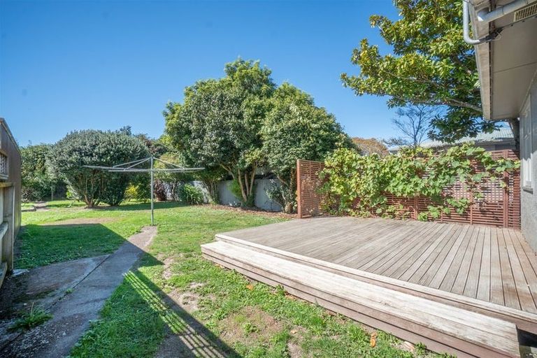 Photo of property in 104 Highbury Avenue, Highbury, Palmerston North, 4412