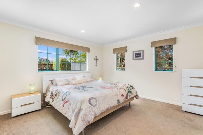 Photo of property in 10 Voyager Way, Whitby, Porirua, 5024