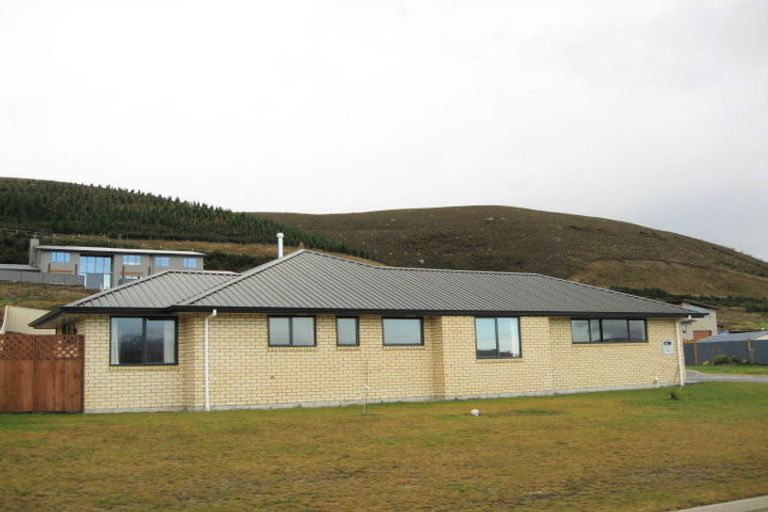 Photo of property in 68 Shields Street, Clyde, 9330