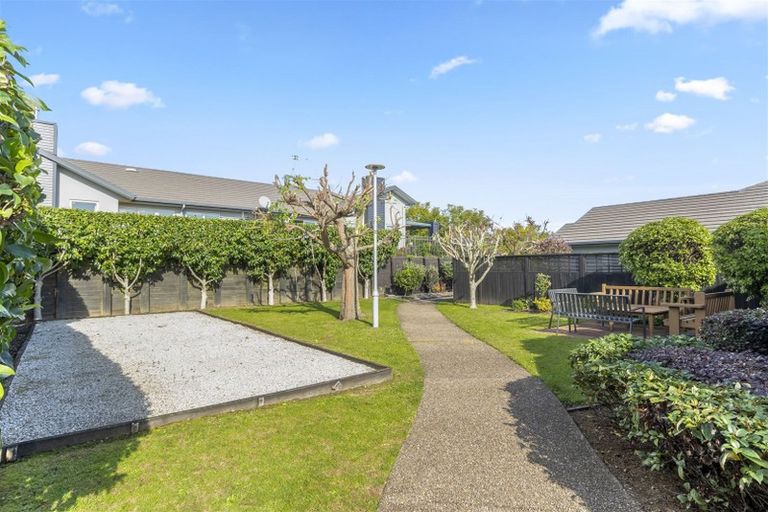 Photo of property in 10 Bridgewater Way, Pyes Pa, Tauranga, 3112