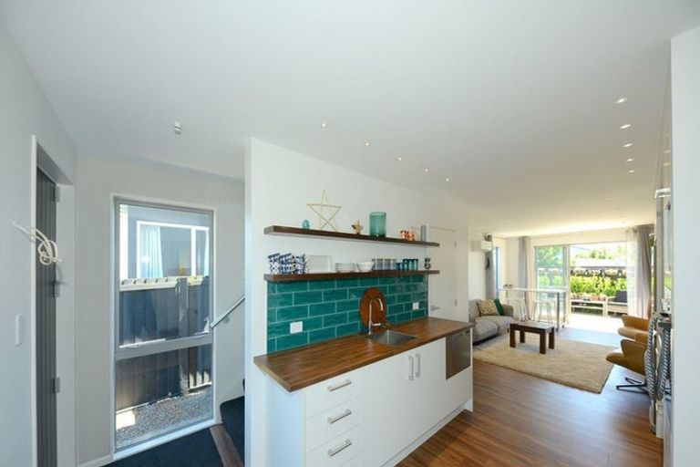 Photo of property in 12 Barrington Street, Somerfield, Christchurch, 8024