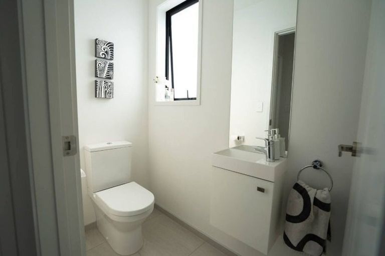 Photo of property in 35 Taioma Close, Papamoa, 3118