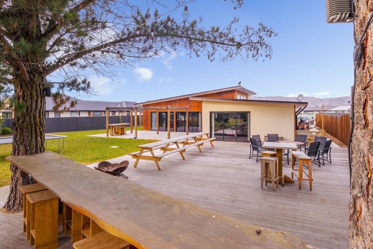 Photo of property in 73 Larch Crescent, Alexandra, 9320