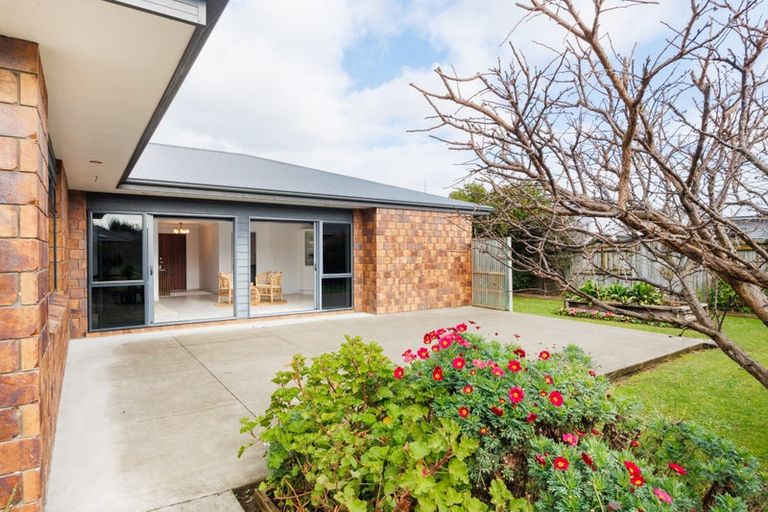 Photo of property in 22 Oak Crescent, Ashhurst, 4810