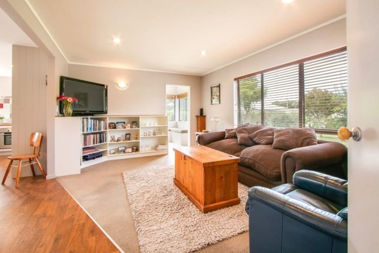 Photo of property in 18 Airini Road, Waimarama, Havelock North, 4294