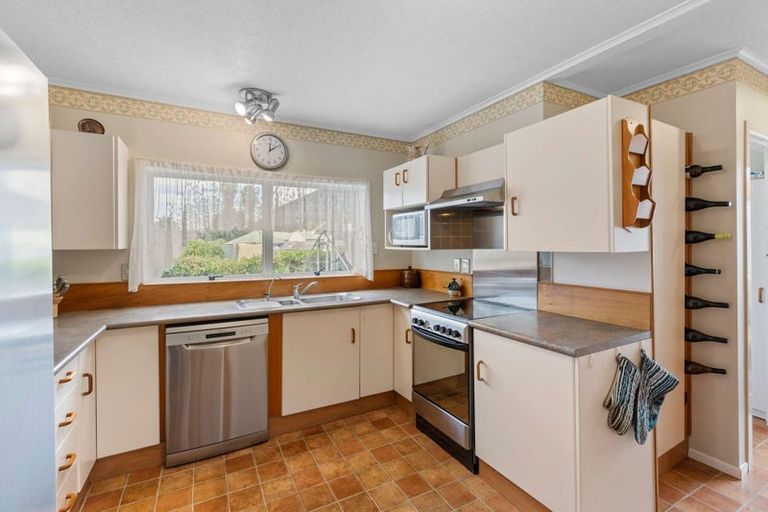 Photo of property in 75-77 Beach Road, Katikati, 3129