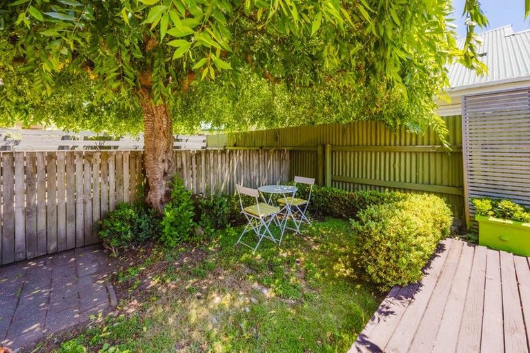 Photo of property in 6/703 Charles Street, Raureka, Hastings, 4120