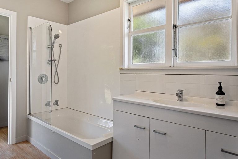 Photo of property in 2 Ashworths Road, Amberley, 7481