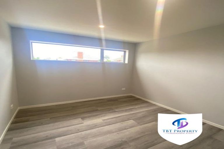 Photo of property in 10e Blossom Lane, Manurewa, Auckland, 2102