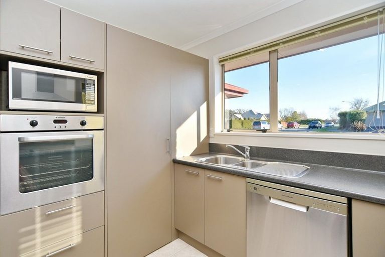 Photo of property in 90 Charles Street, Rangiora, 7400