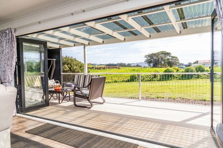 Photo of property in 717 Settlement Road, Hakaru, Wellsford, 0975