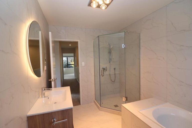 Photo of property in 4/67 Kervil Avenue, Te Atatu Peninsula, Auckland, 0610