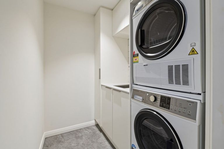 Photo of property in 204/20 Omana Road, Milford, Auckland, 0620