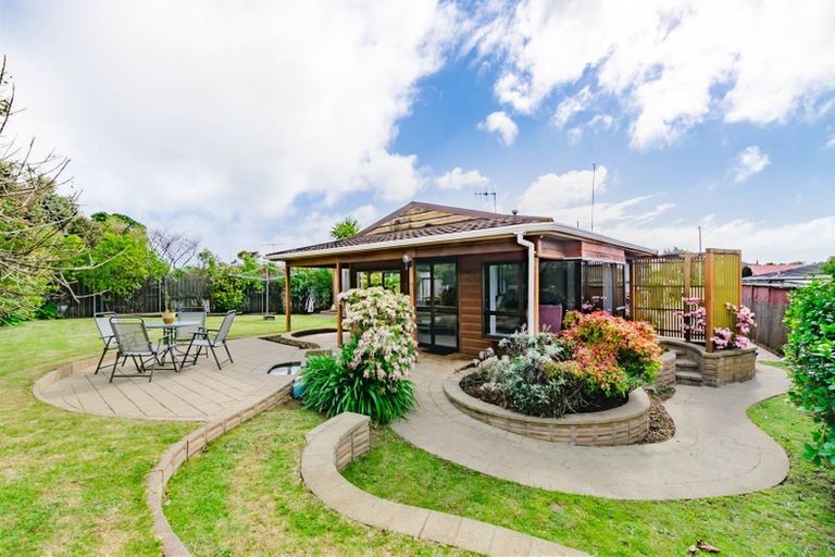 Photo of property in 70b Eatwell Avenue, Paraparaumu Beach, Paraparaumu, 5032