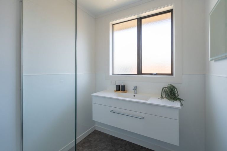 Photo of property in 83 Coutts Road, Gore, 9710