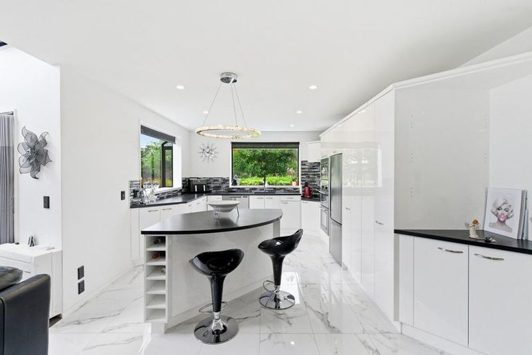 Photo of property in 1 Viceroy Place, Halswell, Christchurch, 8025