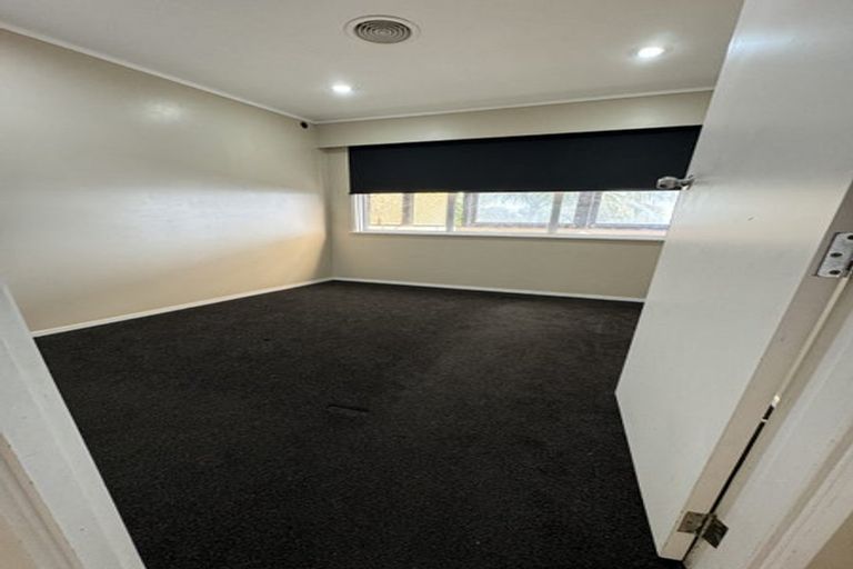 Photo of property in 36 Stanley Road, Glenfield, Auckland, 0629