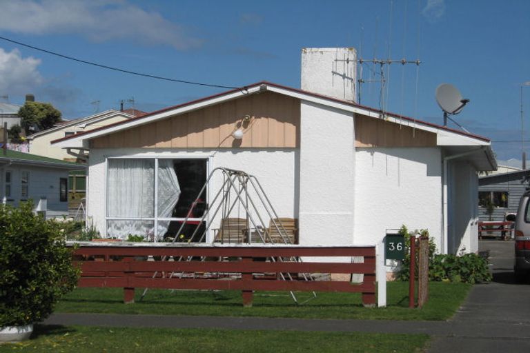 Photo of property in 36 Titoki Street, Castlecliff, Whanganui, 4501