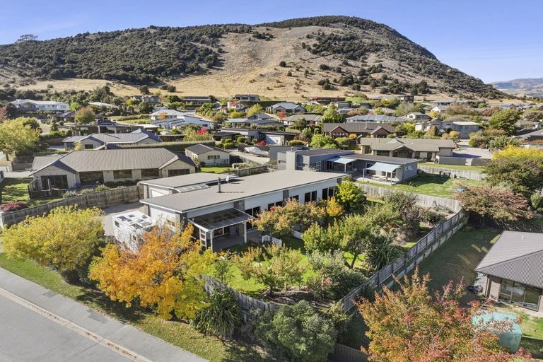 Photo of property in 83 Rob Roy Lane, Wanaka, 9305