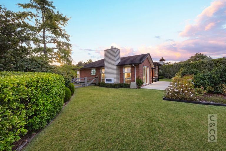 Photo of property in 58 Muriwai Road, Waimauku, 0812