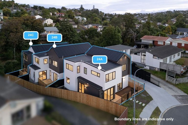Photo of property in 24c Scarlock Avenue, Browns Bay, Auckland, 0630