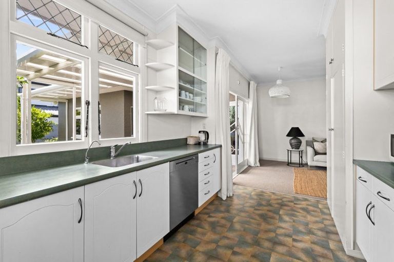 Photo of property in 23b Chambers Street, Havelock North, 4130