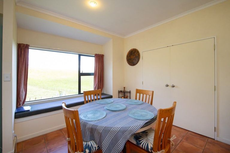 Photo of property in 137 Knorp Street, Halcombe, Feilding, 4779