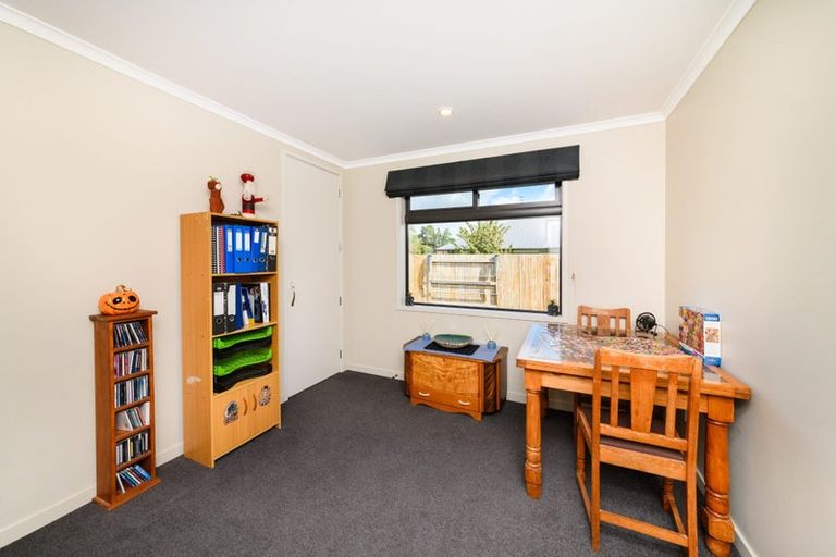 Photo of property in 21 Millbrook Place, Ashhurst, 4810