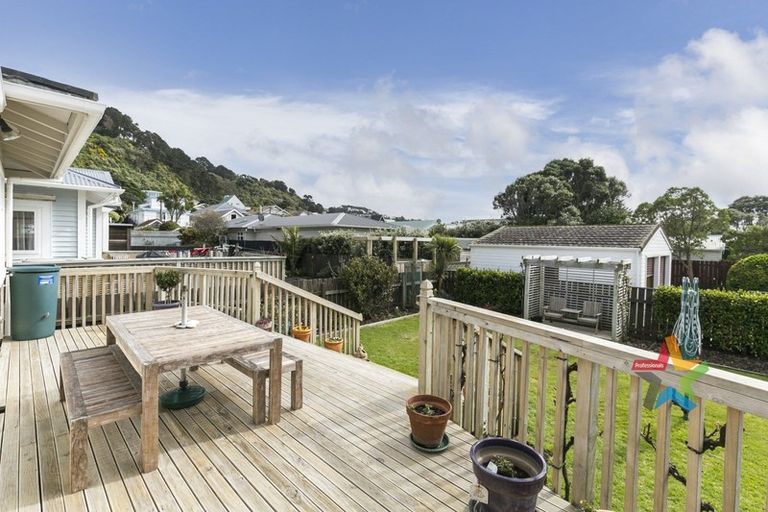 Photo of property in 13 Pinnacle Street, Seatoun, Wellington, 6022