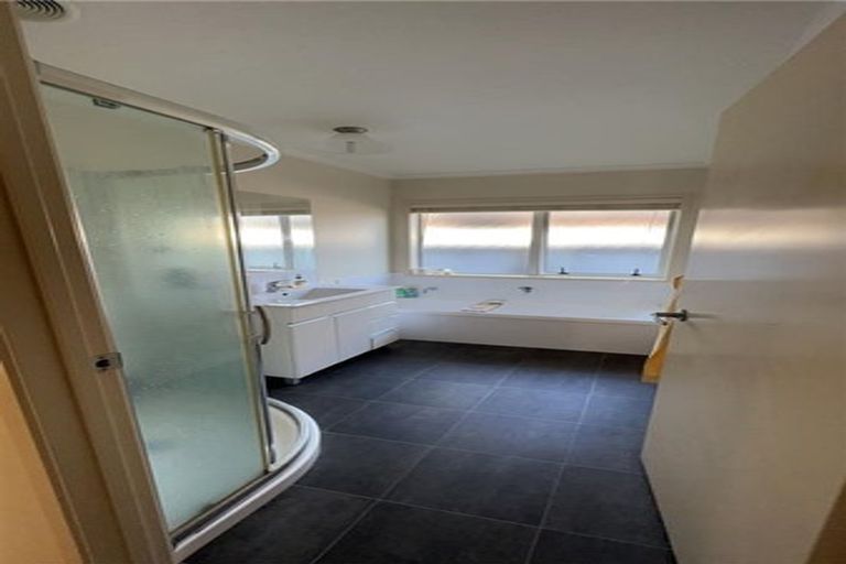 Photo of property in 9a Dover Road, St Andrews, Hamilton, 3200