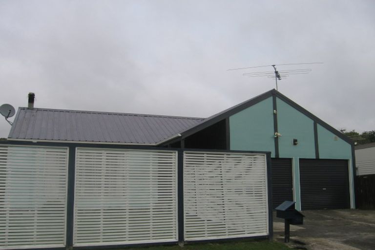 Photo of property in 40 Hicks Close, Whitby, Porirua, 5024