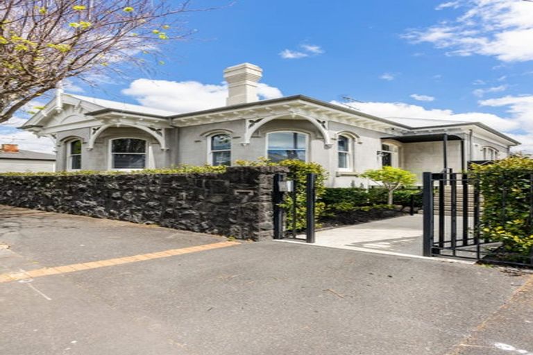 Photo of property in 19 Birdwood Crescent, Parnell, Auckland, 1052