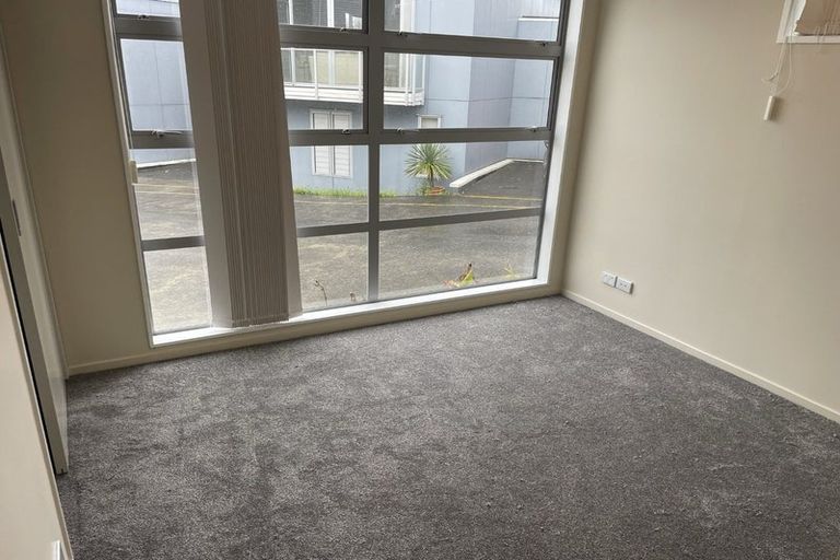 Photo of property in 35e Garnet Road, Westmere, Auckland, 1022