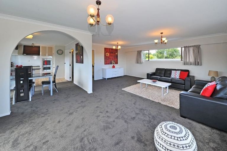 Photo of property in 2/2 Huia Road, Papatoetoe, Auckland, 2025