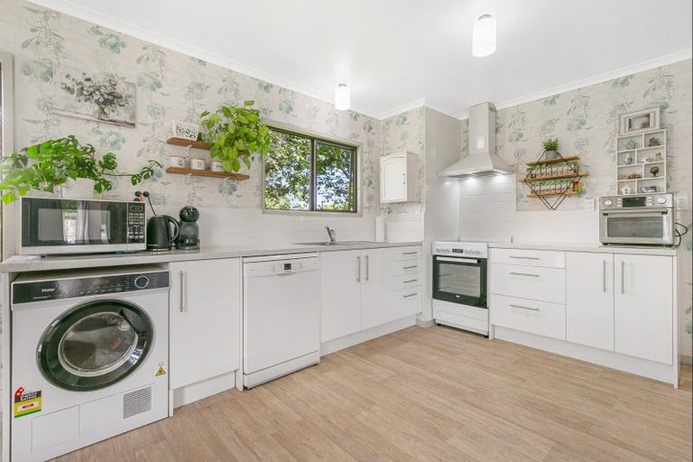 Photo of property in 52 Jacksons Road, Koputaroa, Levin, 5575