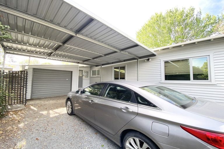 Photo of property in 35 Memorial Avenue, Ilam, Christchurch, 8053