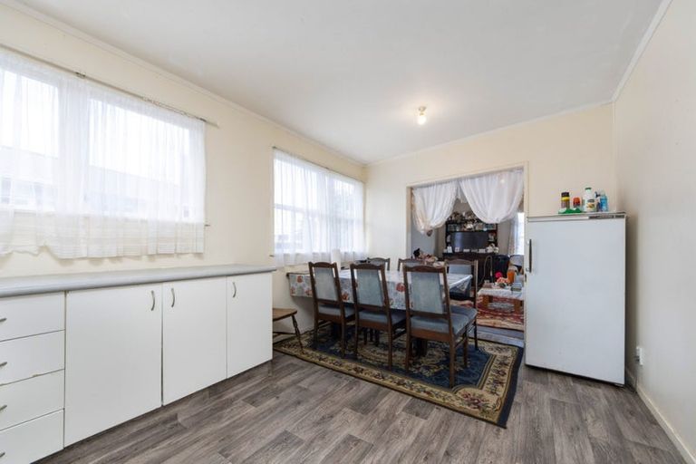 Photo of property in 27 President Avenue, Papakura, 2110