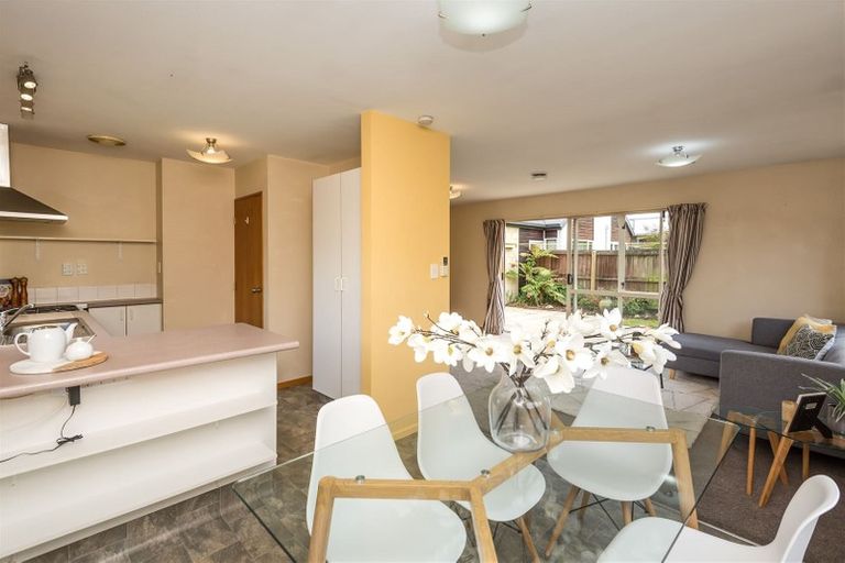 Photo of property in 60b Halswell Road, Hillmorton, Christchurch, 8025